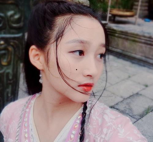 小乔吃瓜娱乐娟子,娟子成焦点  第3张